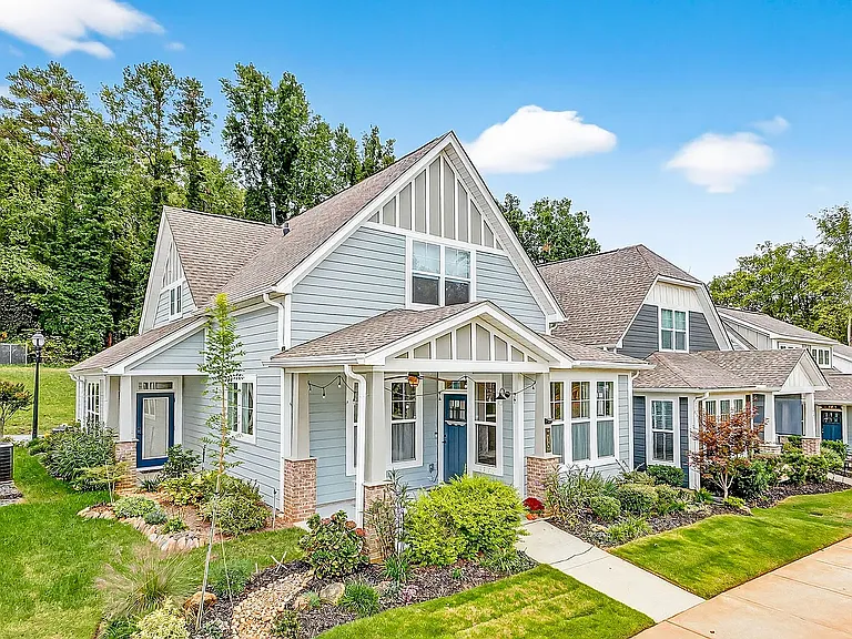 18 Cottage Knoll Cir — Photo 51