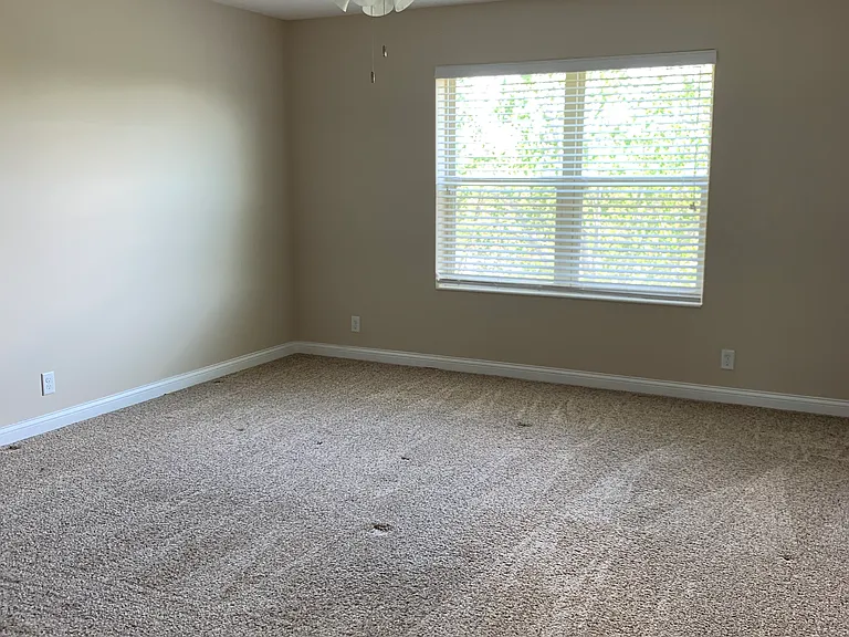 2539 Telluride Cir — Photo 35