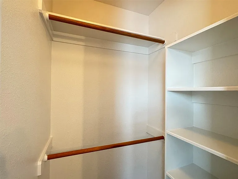 11531 Jacinth Ct — Photo 30