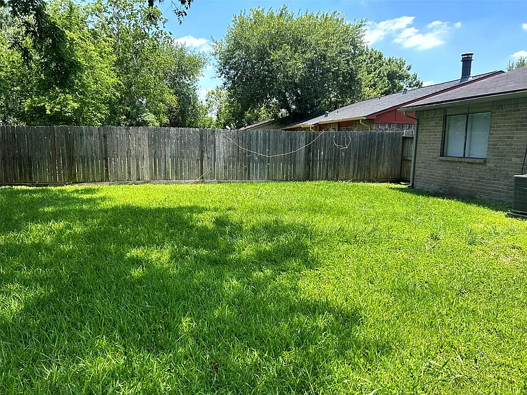 5018 Ridgecreek Dr — Photo 18