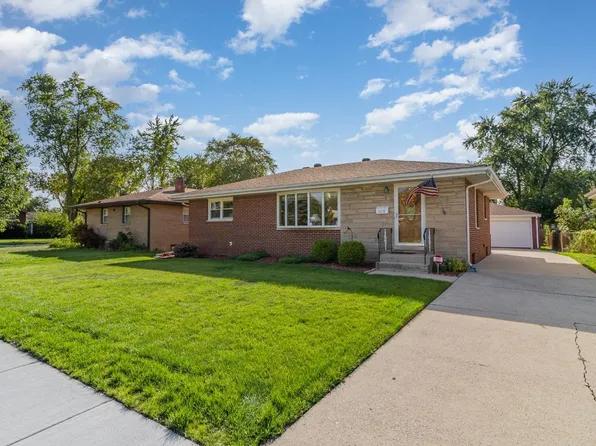 1110 N Dwiggins St, Griffith, IN 46319