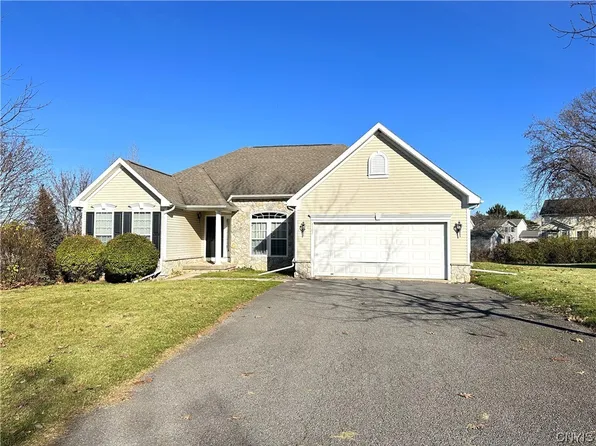 4567 Reliant Rd, Jamesville, NY 13078