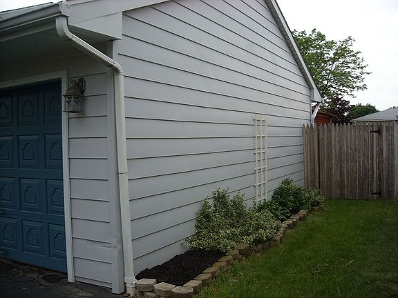 4th image of 1542 101st St