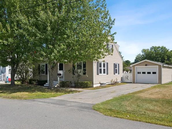 4 Crosby Street, Fairfield, ME 04937