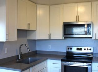 1575 Yulupa Ave APT F, Santa Rosa, CA 95405