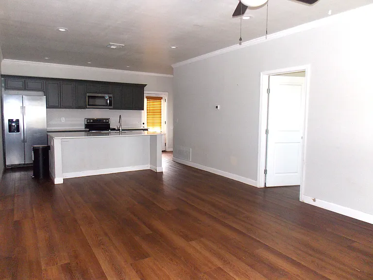 2146 Alexander Rd — Photo 7