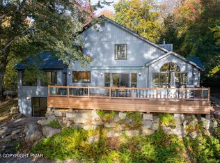 67 Lakeview Timbers Dr, Gouldsboro, PA 18424