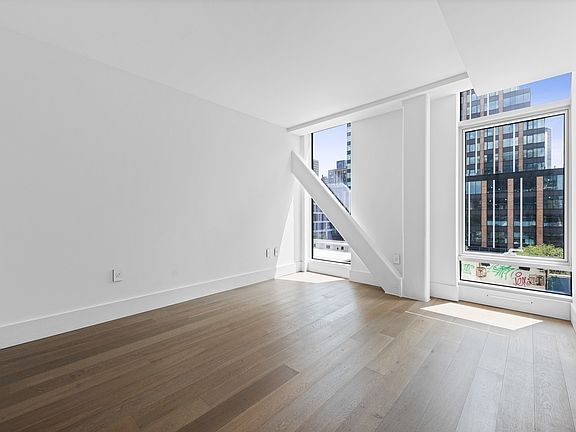 4th image of 100 Norfolk St #5B