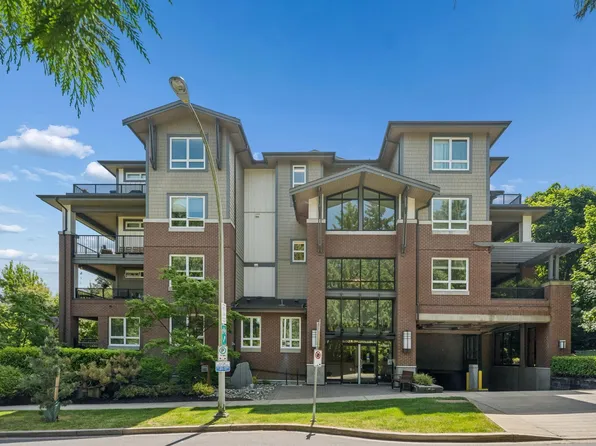 15188 29a Ave #102, Surrey, BC V4P 1H1