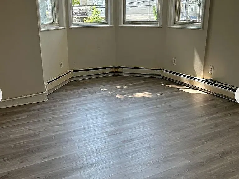 691 Elizabeth Ave #6 — Photo 4
