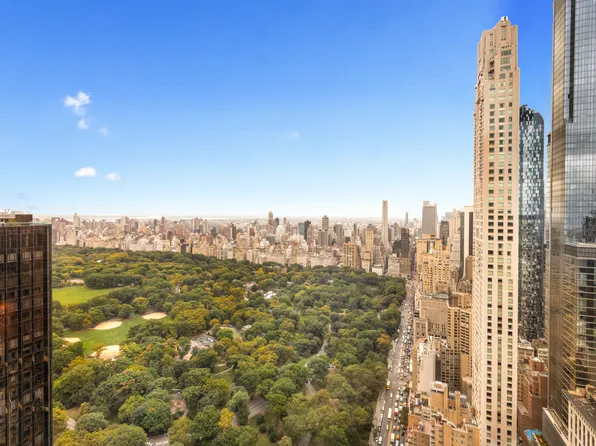 25 Columbus Circle image 4 of 18