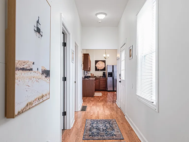 1218 Fischer Ave — Photo 23