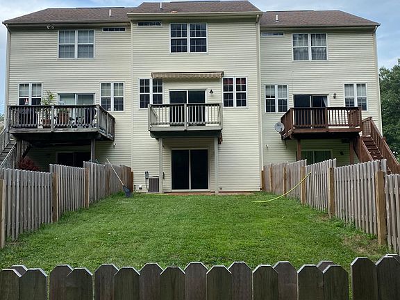 Second story deck with retractable awning