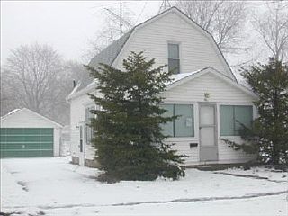 2nd image of 411 S 4th St #1