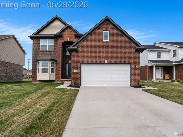 8301 Berwick Dr, Westland, MI 48185