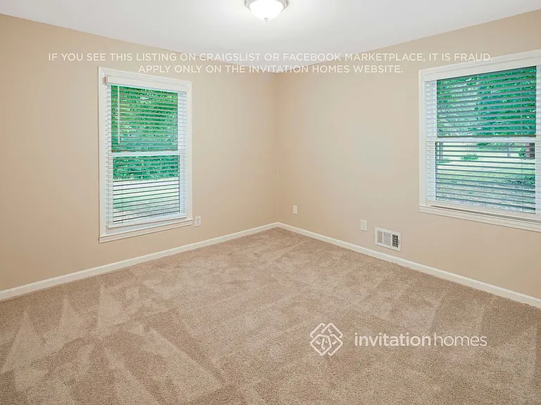 3916 Amsbury Rd — Photo 19