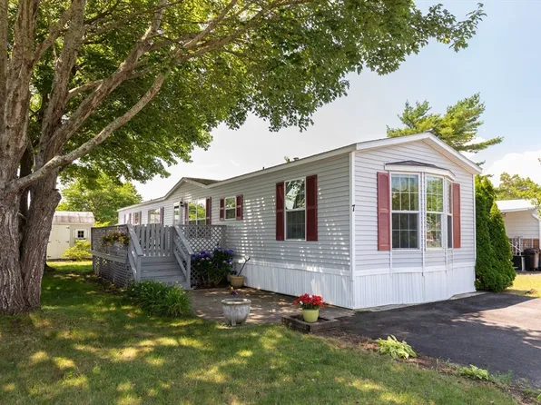 7 Alfred, East Wareham, MA 02538