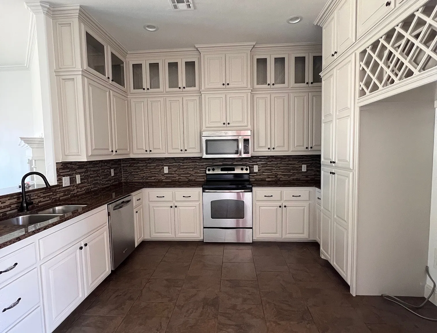 3 bed, 1487 sqft, $1,900 — Photo 3
