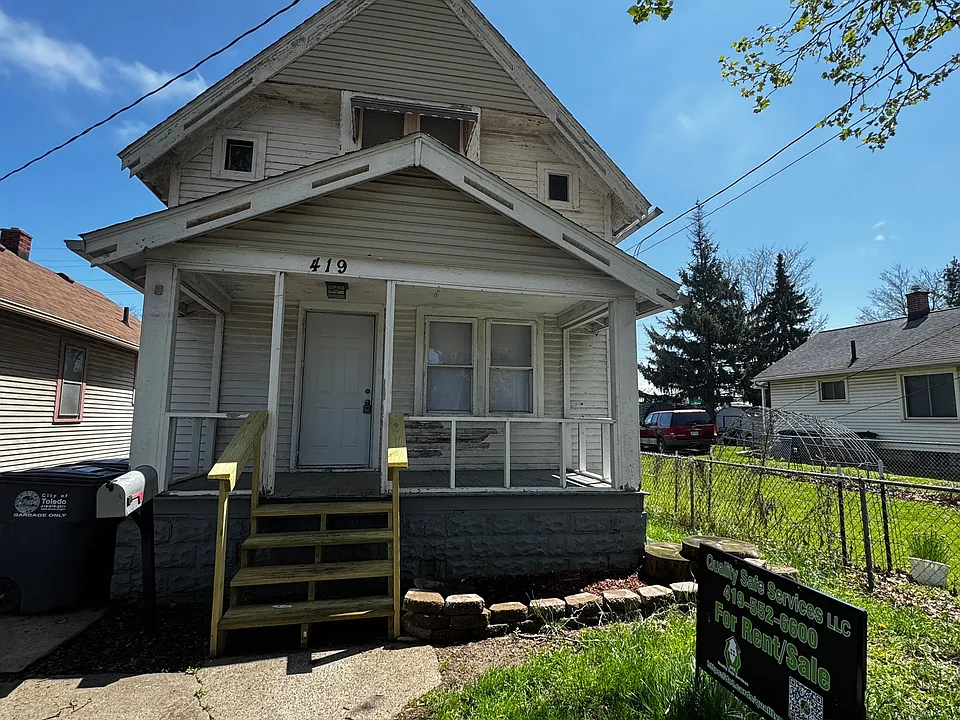 419 Clyde St