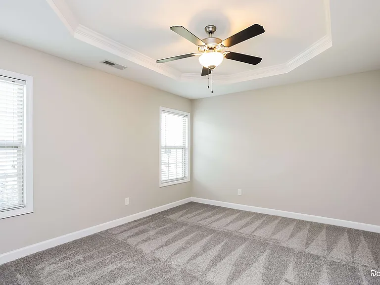 412 McCarthy Dr — Photo 13