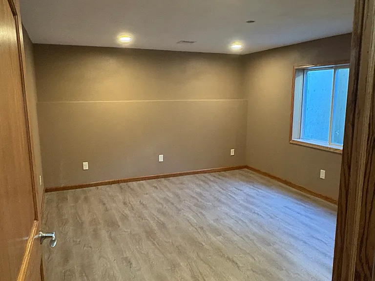 837 Elm St — Photo 11