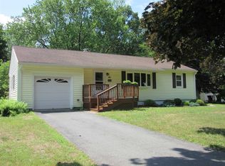 6 S Lynn St, Warwick, NY 10990