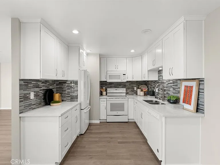 3939 E Allin St #109 — Photo 5