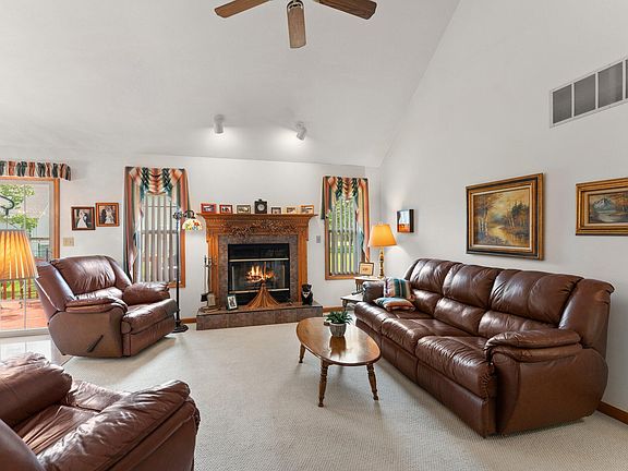 5th image of 207 McAfee Dr