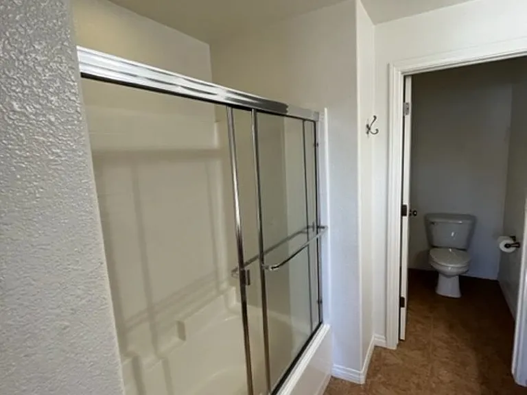 838 Tarragon Ln — Photo 14