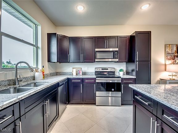 5th image of 1938 NE 15th Terrace Cpe