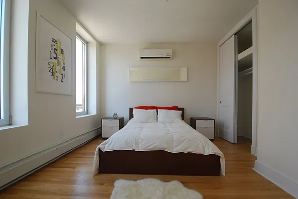 Rented by Bohemia Realty Group | media 16