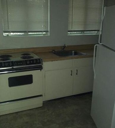 4th image of 1320 Linda Ann Dr #B