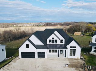 6350 Yuma Ln N, Maple Grove, MN 55311