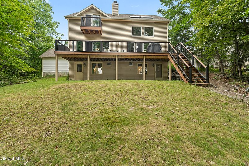 3rd image of 28 Juniper Lane