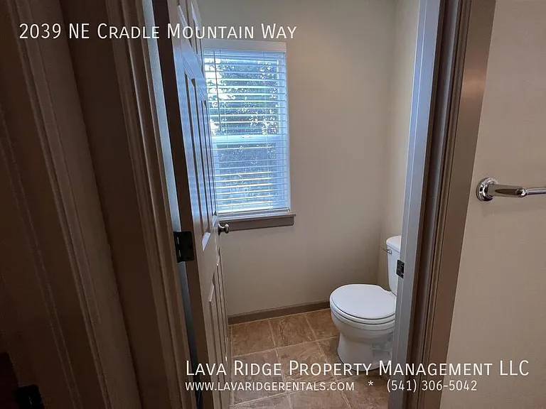 2039 Cradle Mountain Way — Photo 17