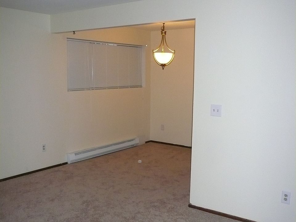 1st image of 10014 Greenwood Ave N APT 103
