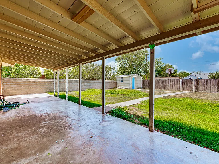 3508 Princeton Ave — Photo 16