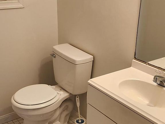 4th image of 1002 Cayer Dr