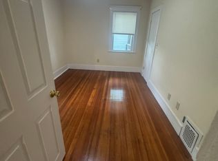 164 Billings Rd #2, Quincy, MA 02171