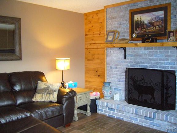3rd image of 4140 Andrew Dr