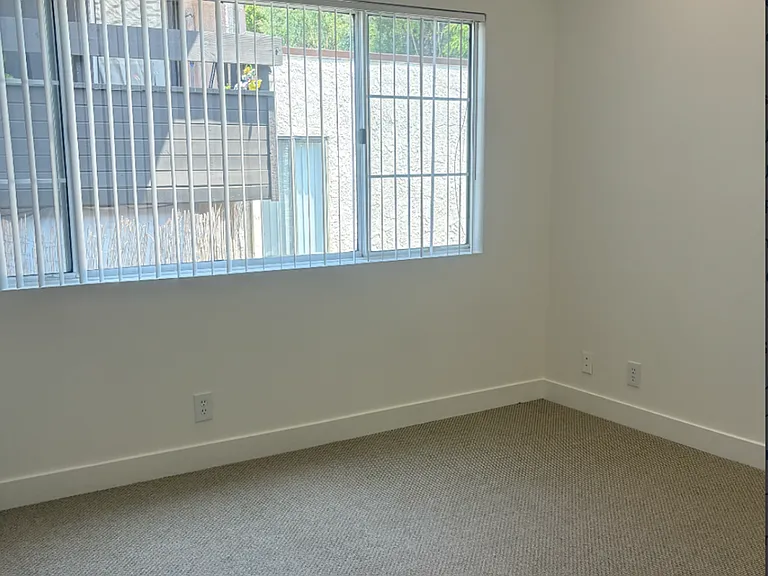 9919 Sepulveda Blvd — Photo 8