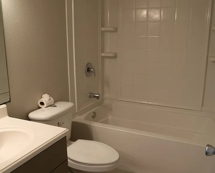 Janie B Apartments — Photo 24