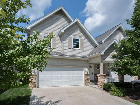 2nd image of 3073 Ledgestone Pl NE #3073
