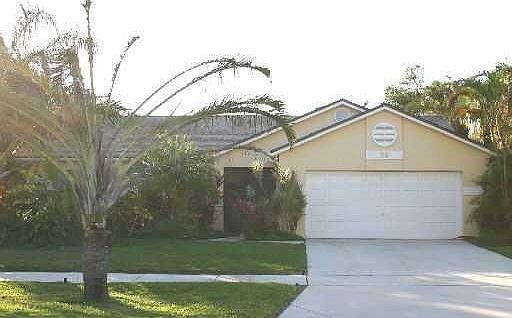 1st image of 28 Cedar Cir