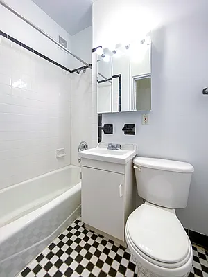Rented by Compass | media 7