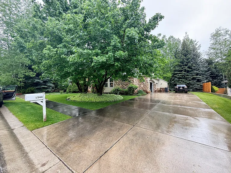 1544 E Fort Rd — Photo 52