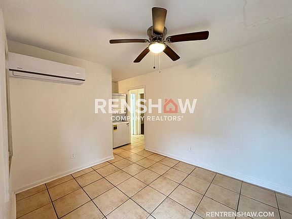 3rd image of 2966 Yale Ave #2966