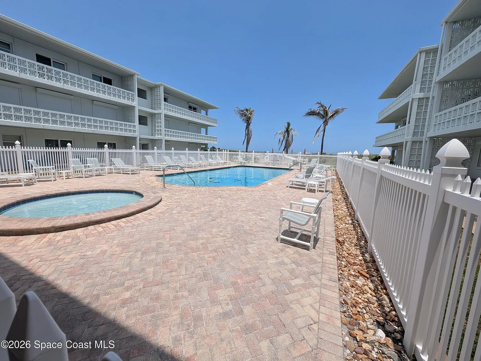 1 bed, 1.0 bath, 754 sqft, $2,200 — Photo 3