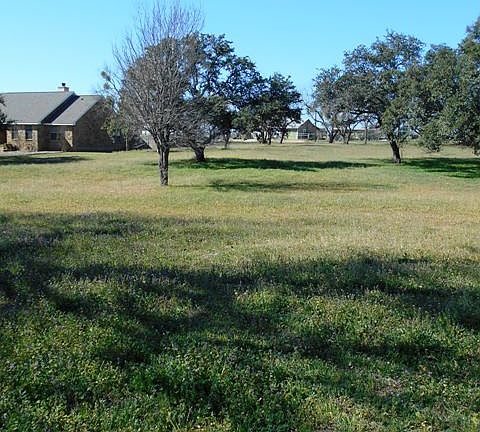 4th image of 103 Llano Oaks Dr