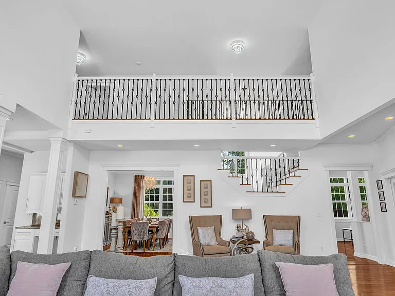 79 Skyline Rd — Photo 10